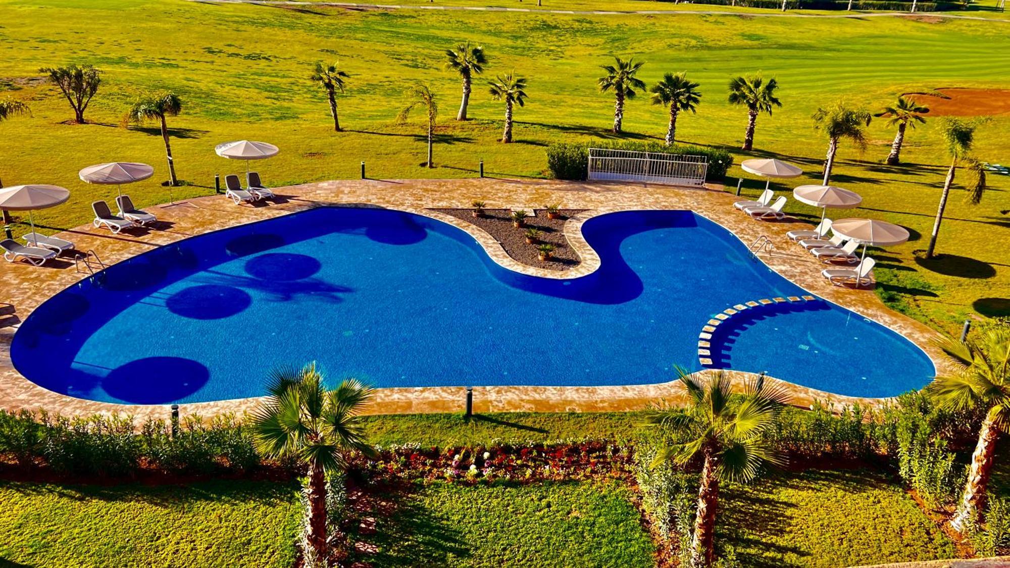 Appartement De Luxe Avec Jardin Vue Sur La Piscine Golf Securise 24H Sur 24 A 5 Minutes De L Aeroport Marrakesh Buitenkant foto