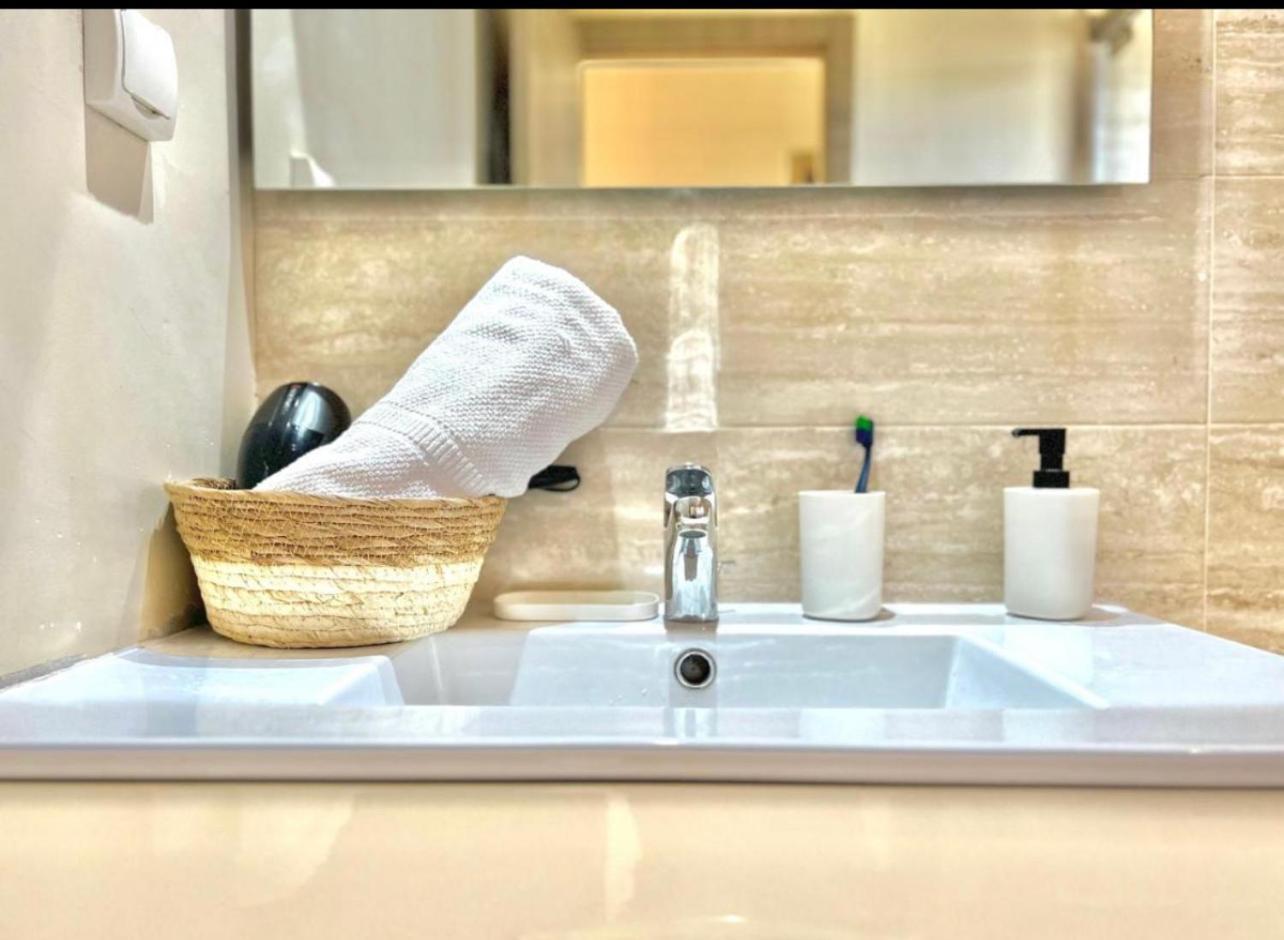 Appartement De Luxe Avec Jardin Vue Sur La Piscine Golf Securise 24H Sur 24 A 5 Minutes De L Aeroport Marrakesh Buitenkant foto