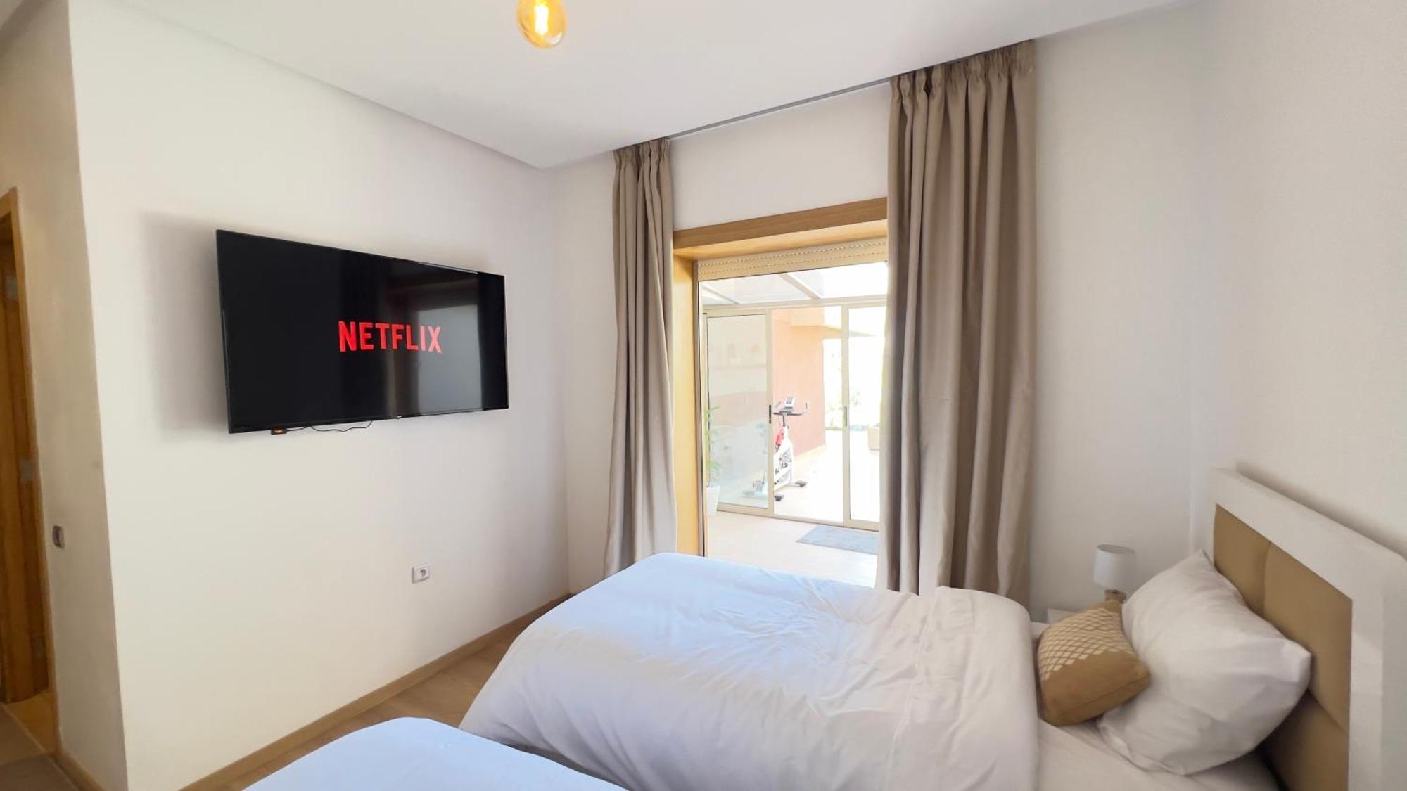 Appartement De Luxe Avec Jardin Vue Sur La Piscine Golf Securise 24H Sur 24 A 5 Minutes De L Aeroport Marrakesh Buitenkant foto