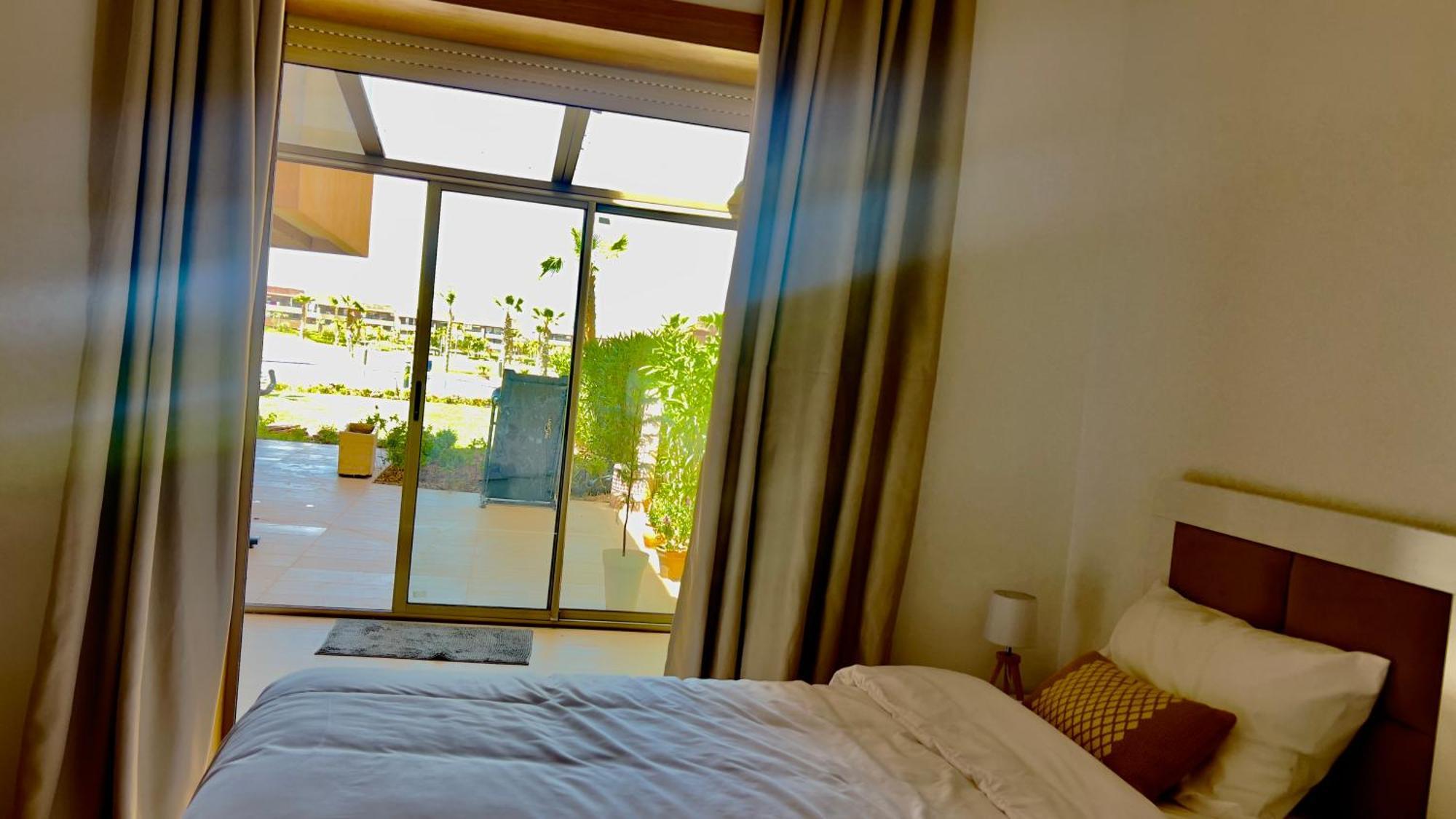 Appartement De Luxe Avec Jardin Vue Sur La Piscine Golf Securise 24H Sur 24 A 5 Minutes De L Aeroport Marrakesh Buitenkant foto